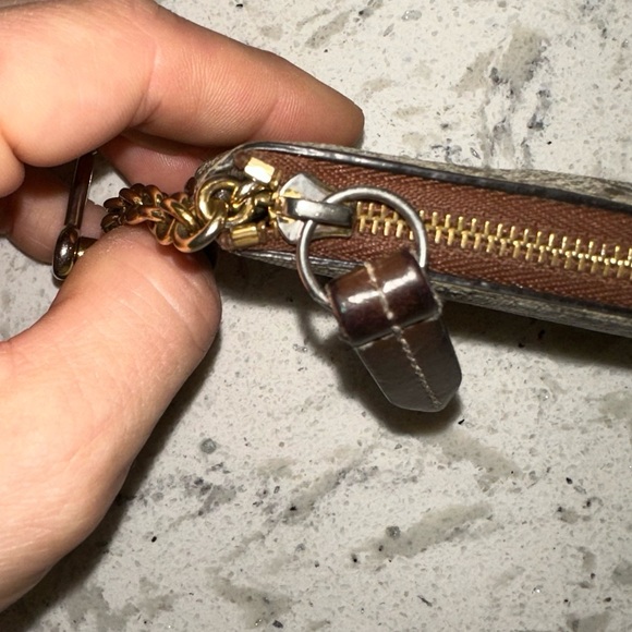 Gucci GG Ophidia Keychain Wallet - Picture 5 of 7